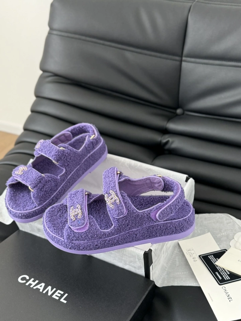 HighQuality Chxnxl Sandals 126240
