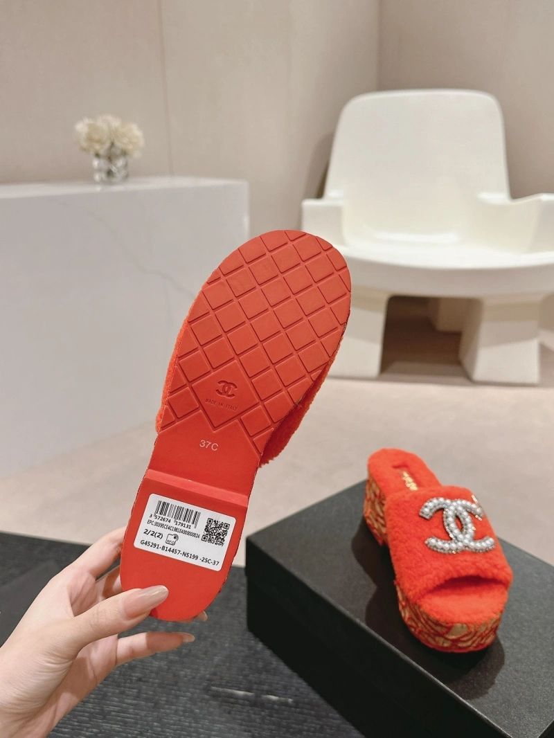 DailyWear Chxnxl Slippers 126123