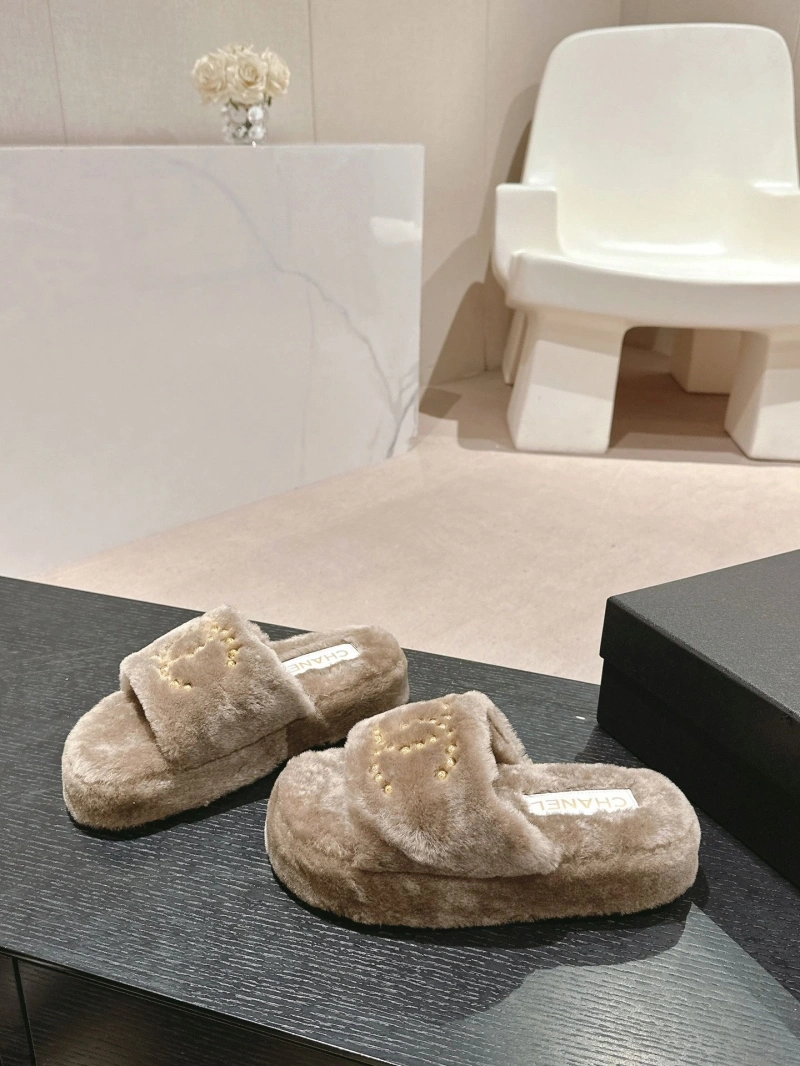 Affordable Chxnxl Slippers 126115