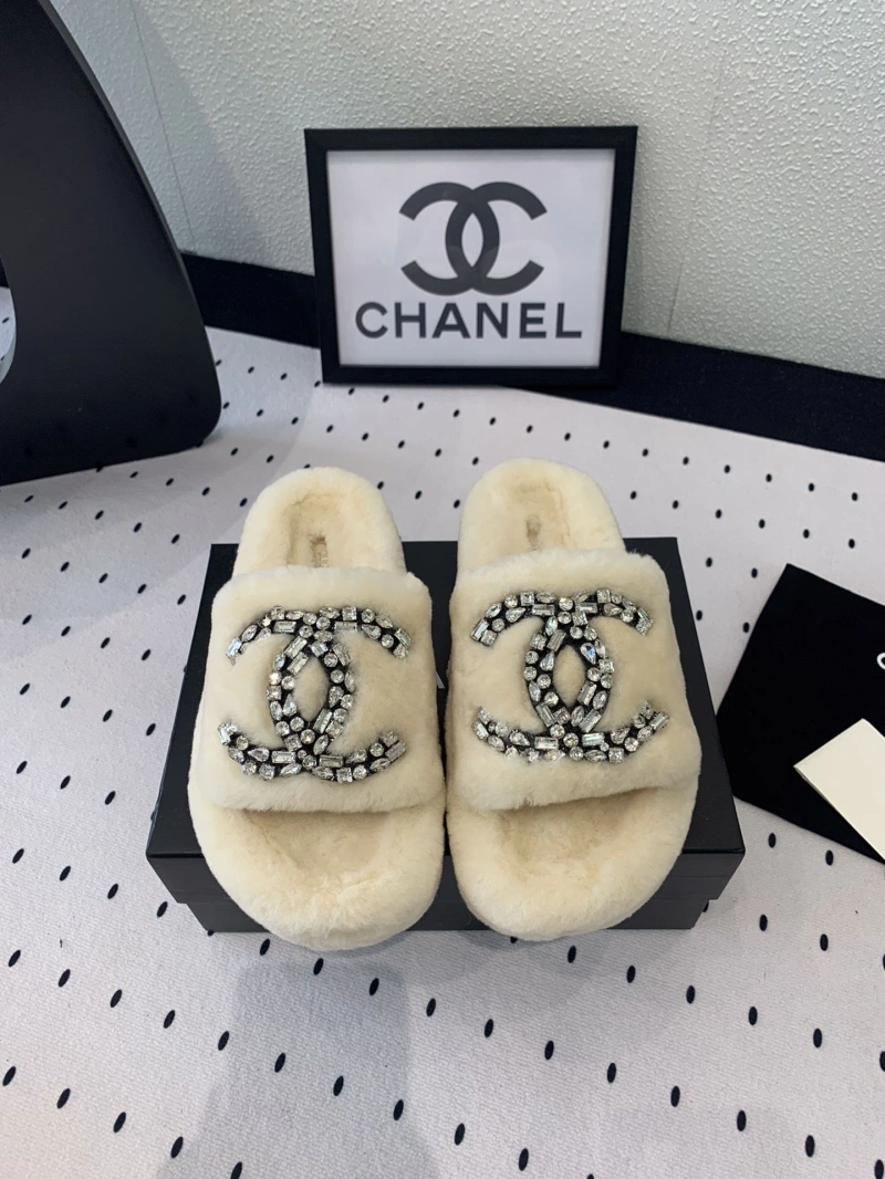 Compact Chxnxl Slippers 126102