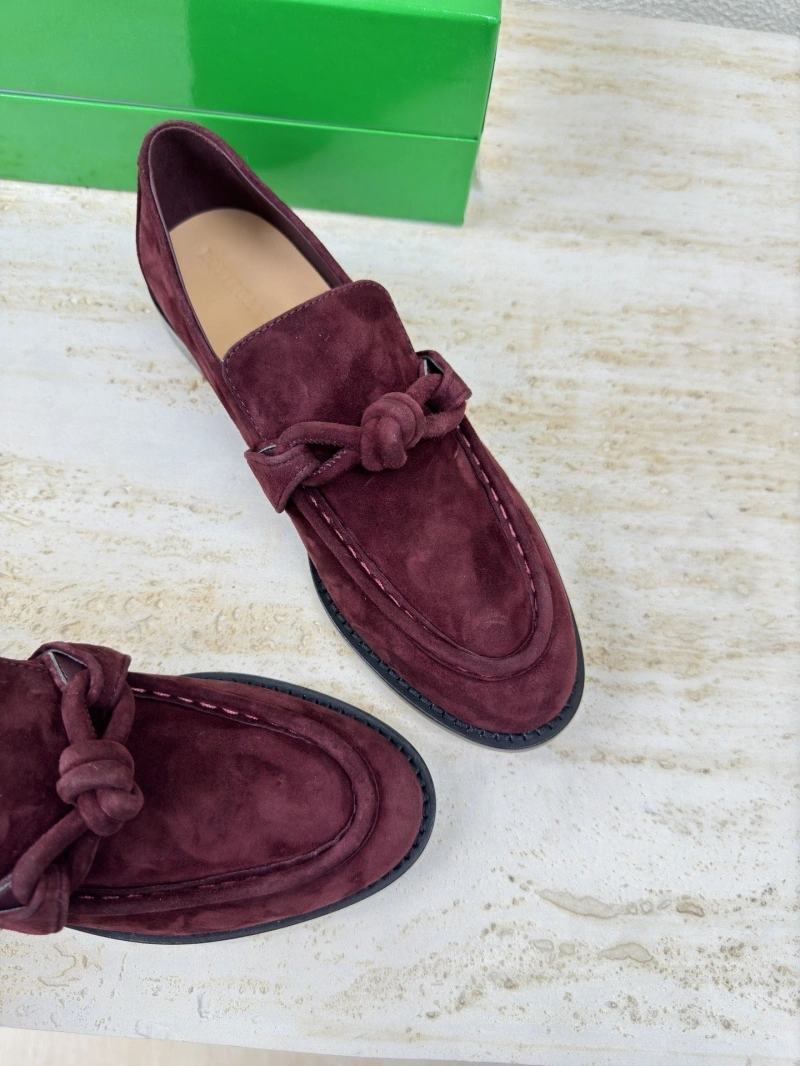Cozy Bxttxga Vxnxta Leather Shoes 113095
