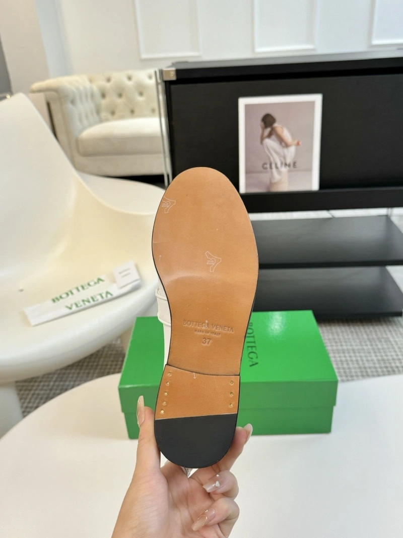 Bxttxga Vxnxta Leather Shoes DailyWear 113087