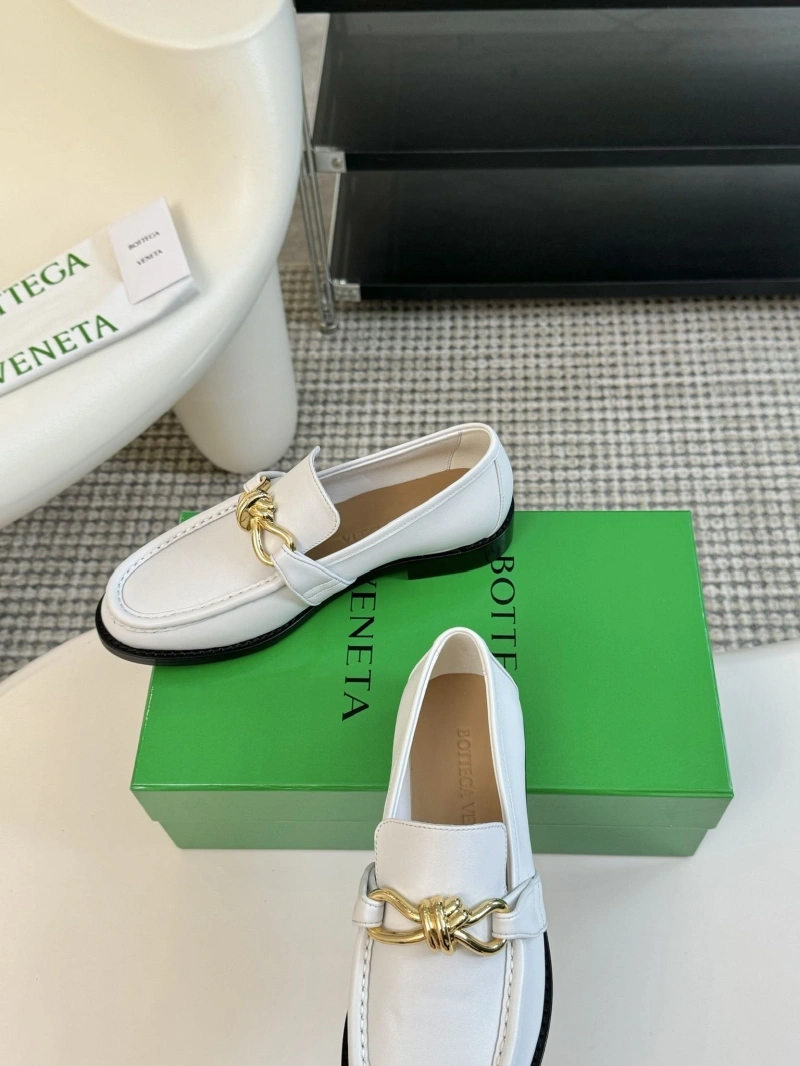 Bxttxga Vxnxta Leather Shoes Sleek 113082