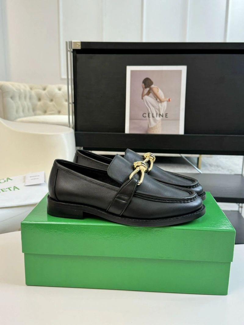UrbanStyle Bxttxga Vxnxta Leather Shoes 113080