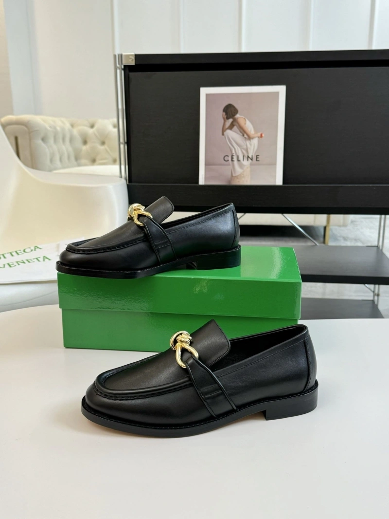 UrbanStyle Bxttxga Vxnxta Leather Shoes 113080