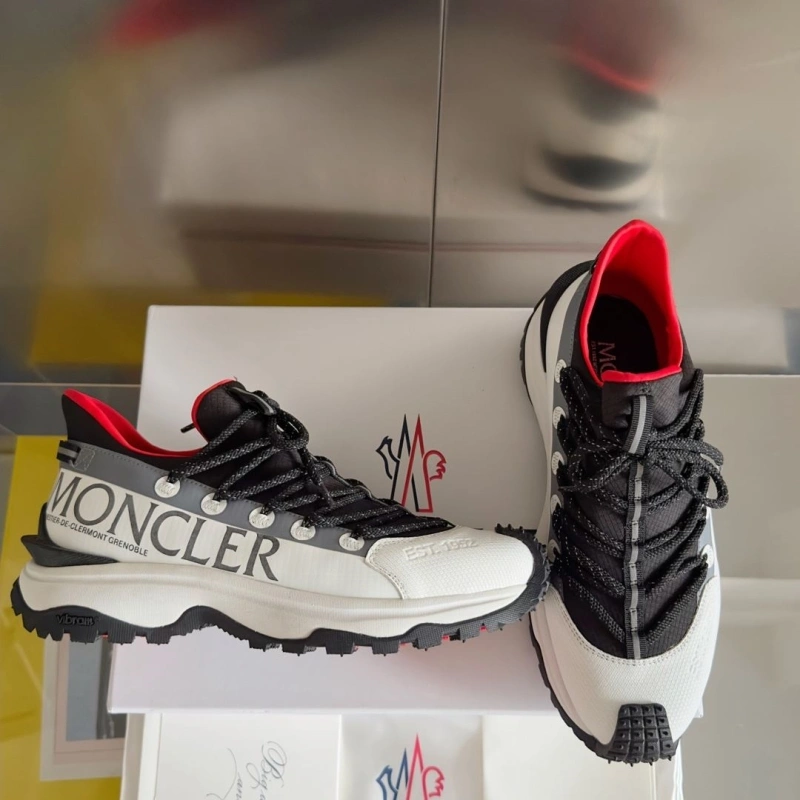 Resilient Mxnclxr Sneakers 197604