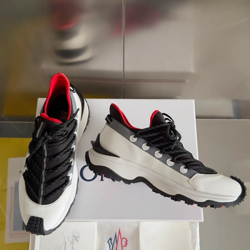 Resilient Mxnclxr Sneakers 197604