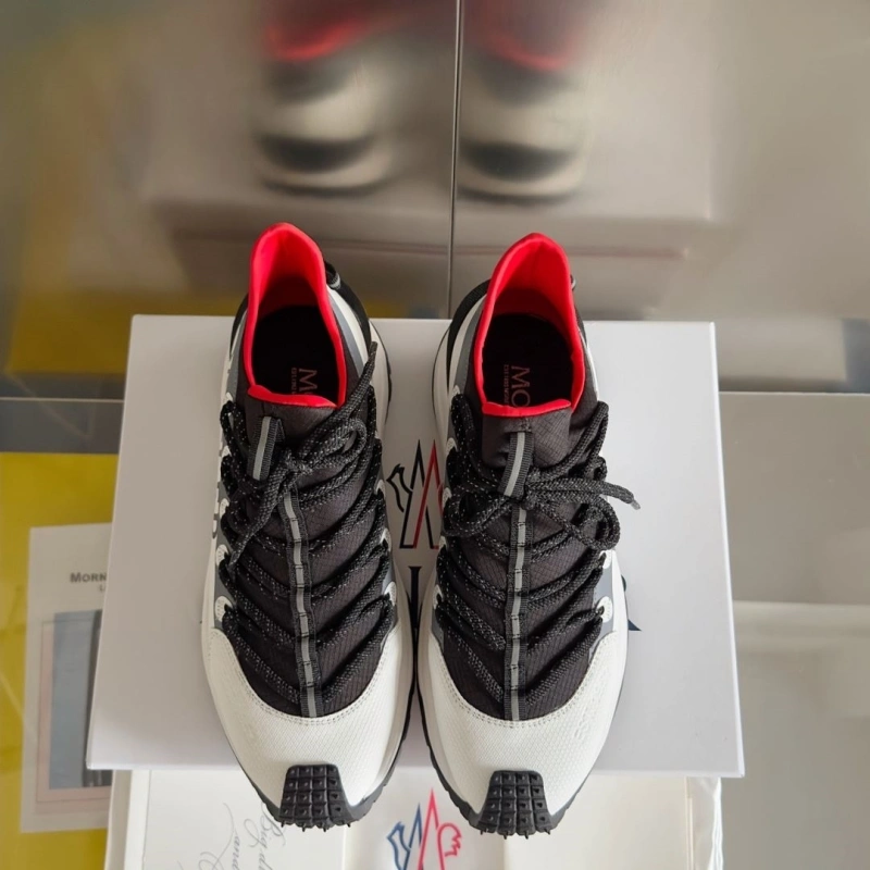Resilient Mxnclxr Sneakers 197604