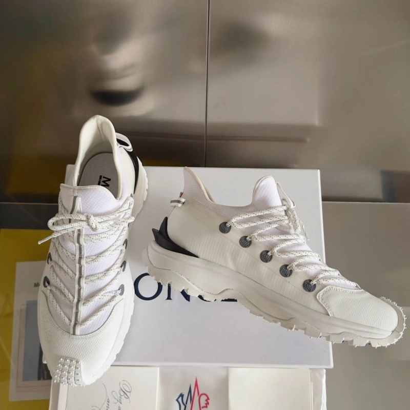 Functional Mxnclxr Sneakers 197613