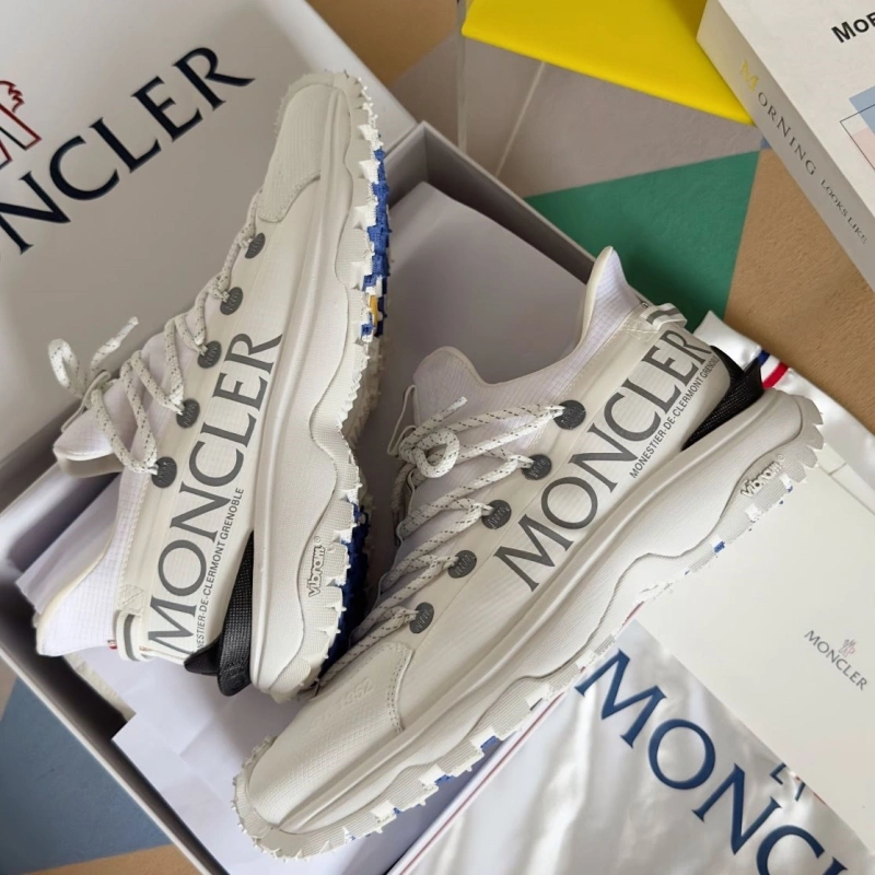 Functional Mxnclxr Sneakers 197613