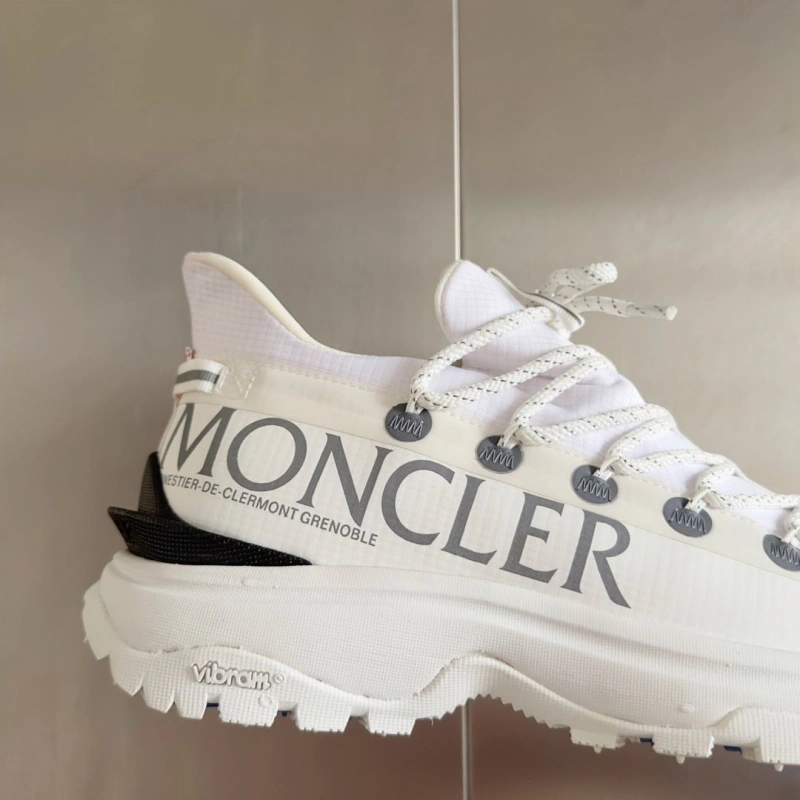 Functional Mxnclxr Sneakers 197613