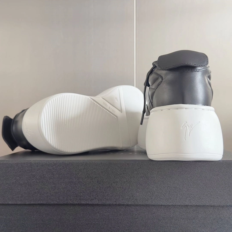 Bold Othxr Sneakers 214657