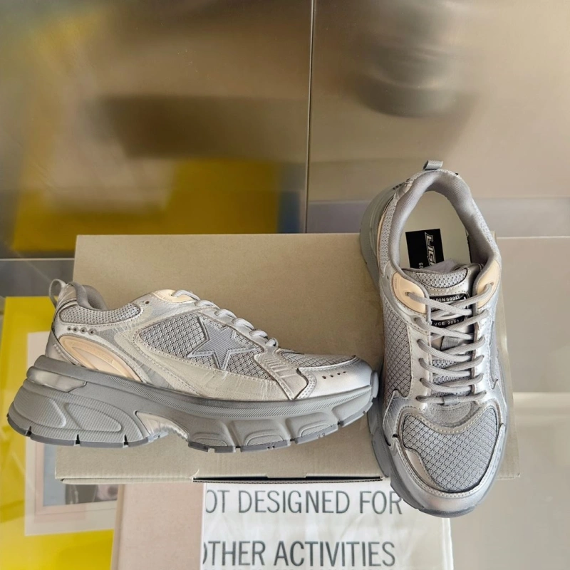 Lightweight Othxr Sneakers 214641