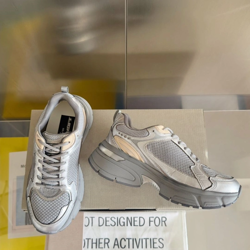 Lightweight Othxr Sneakers 214641