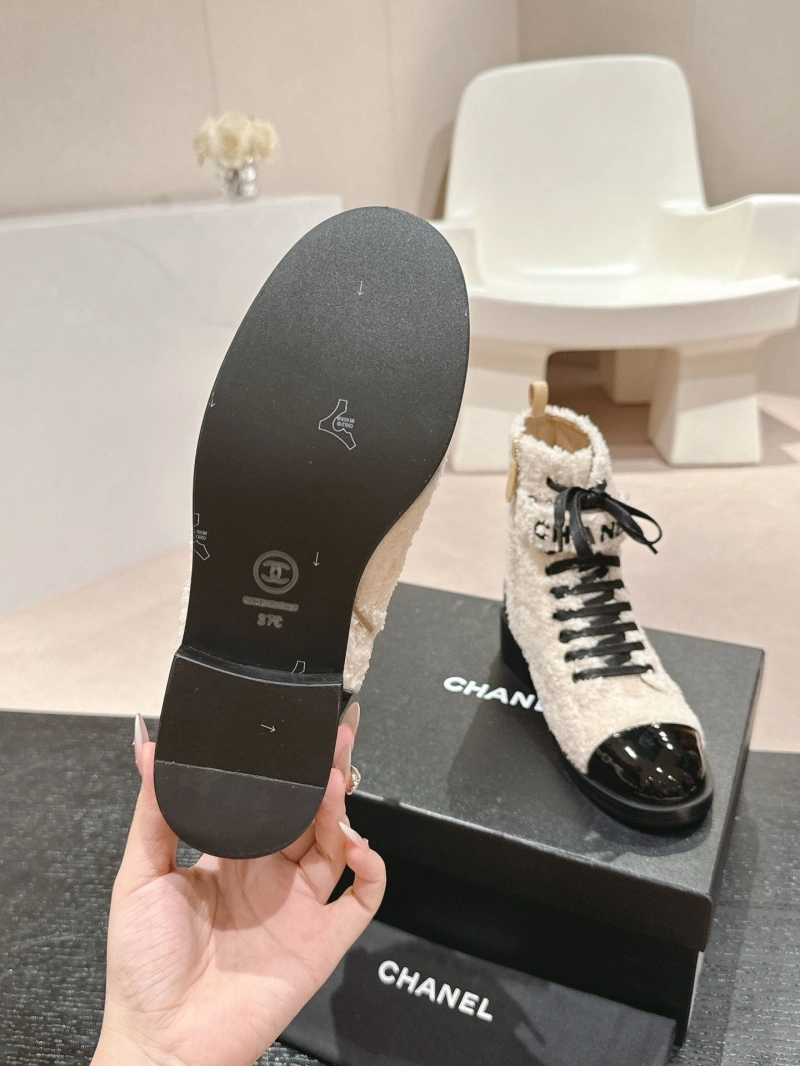 Comfortable Chxnxl Boots 126496