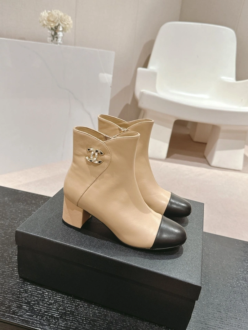 Timeless Chxnxl Boots 126485