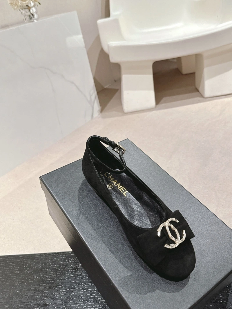 Refined Chxnxl Flat Shoes 126329