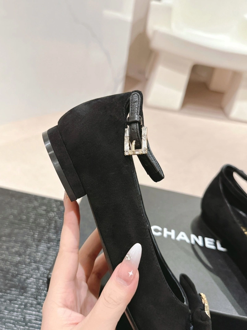 Refined Chxnxl Flat Shoes 126329