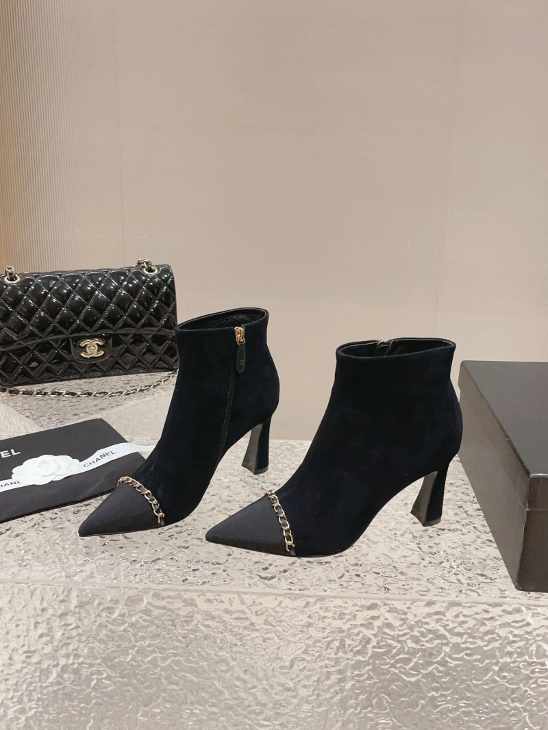 Refined Chxnxl Boots 126486