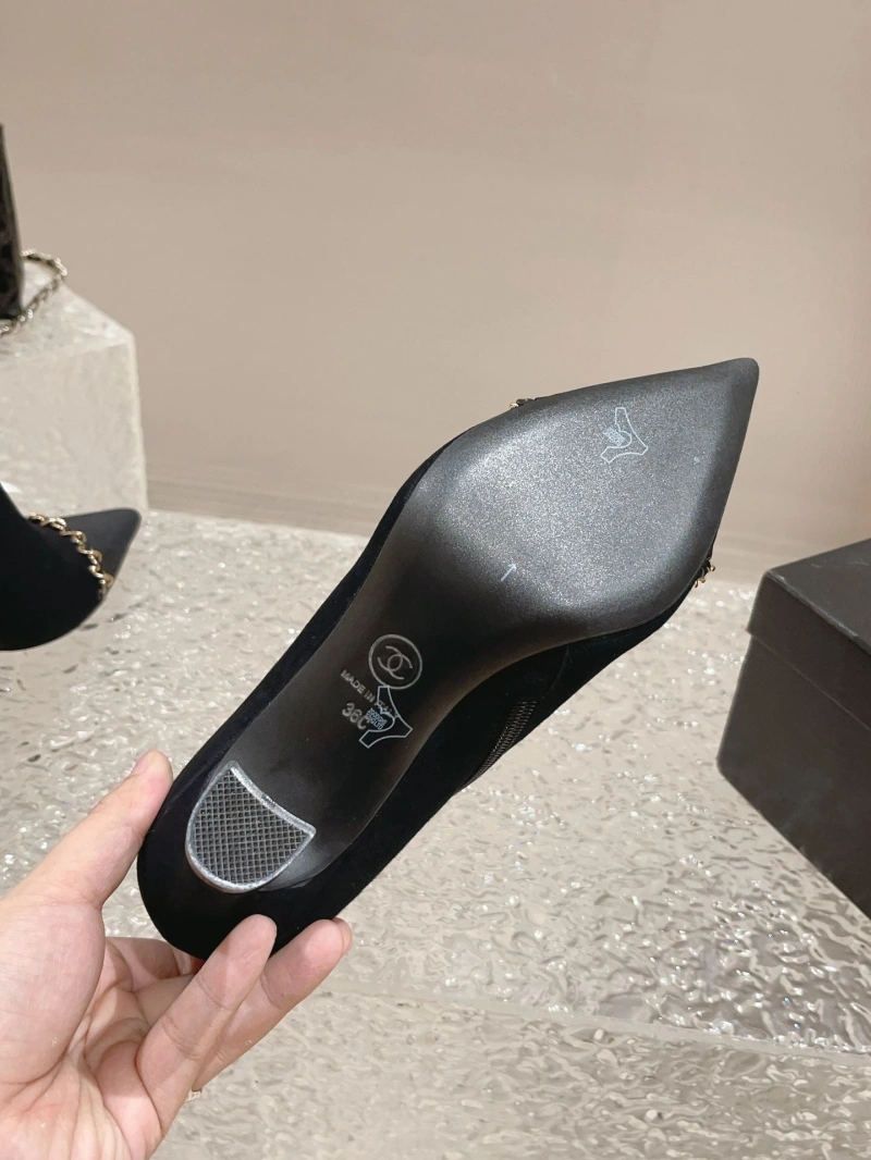 Refined Chxnxl Boots 126486