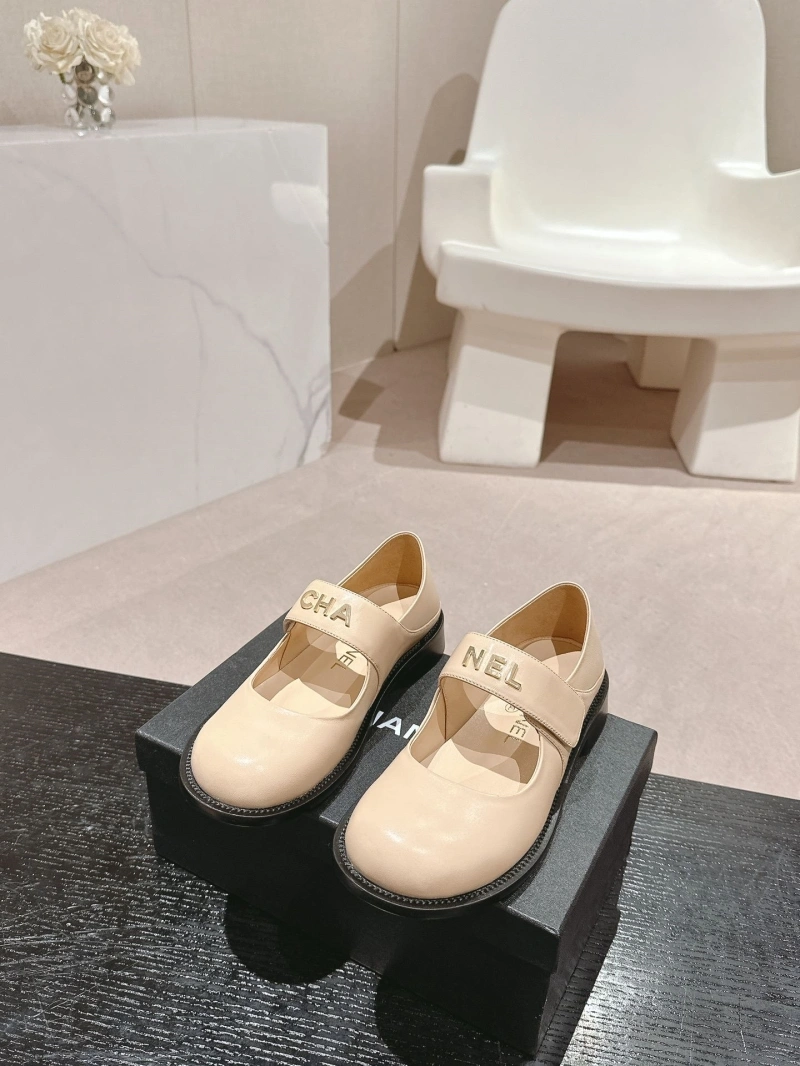 Sleek Chxnxl Leather Shoes 126271