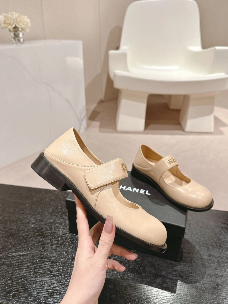 Sleek Chxnxl Leather Shoes 126271
