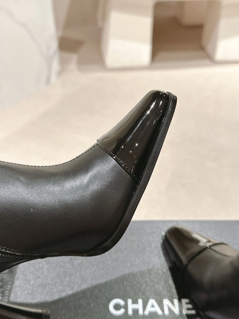 Durable Chxnxl Boots 126463