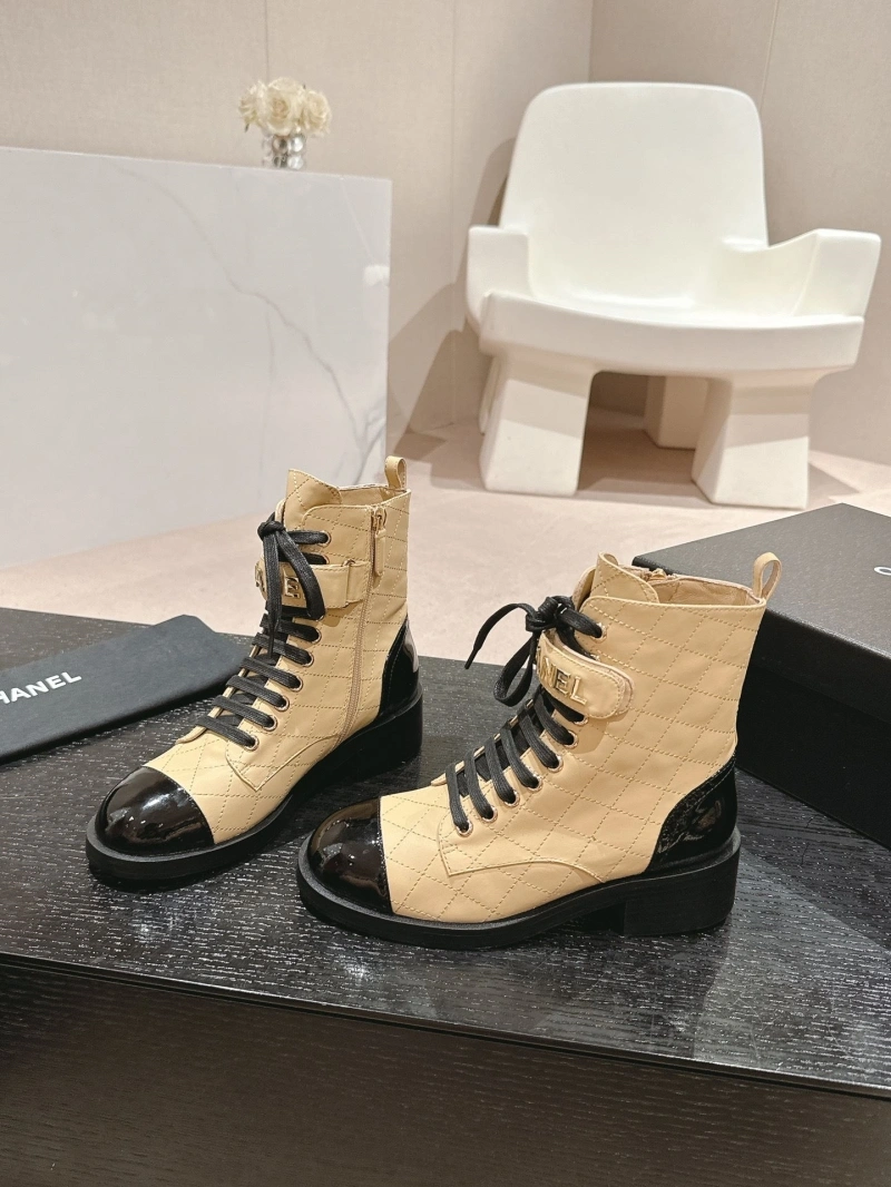 Cozy Chxnxl Boots 126458
