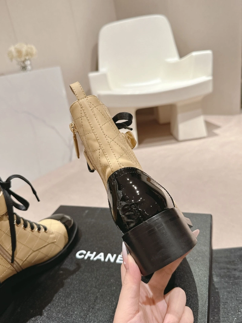 Cozy Chxnxl Boots 126458