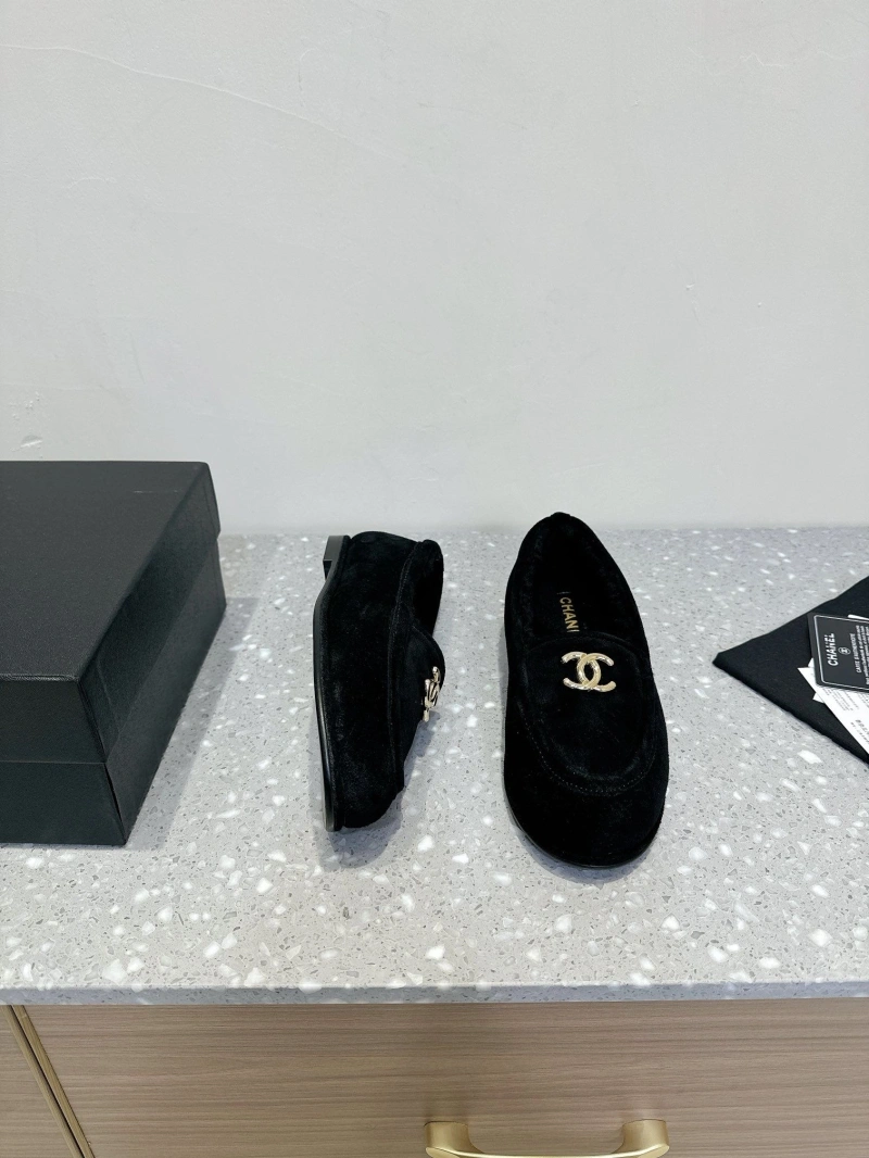 Unique Chxnxl Leather Shoes 126267