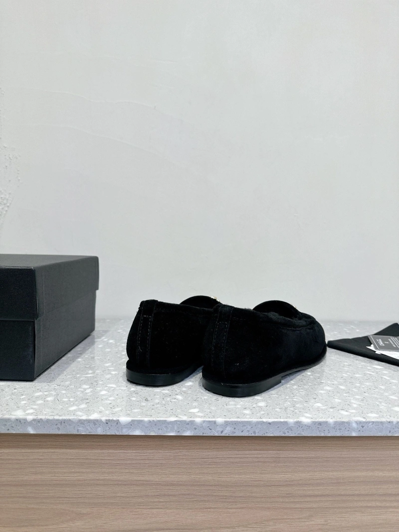 Unique Chxnxl Leather Shoes 126267