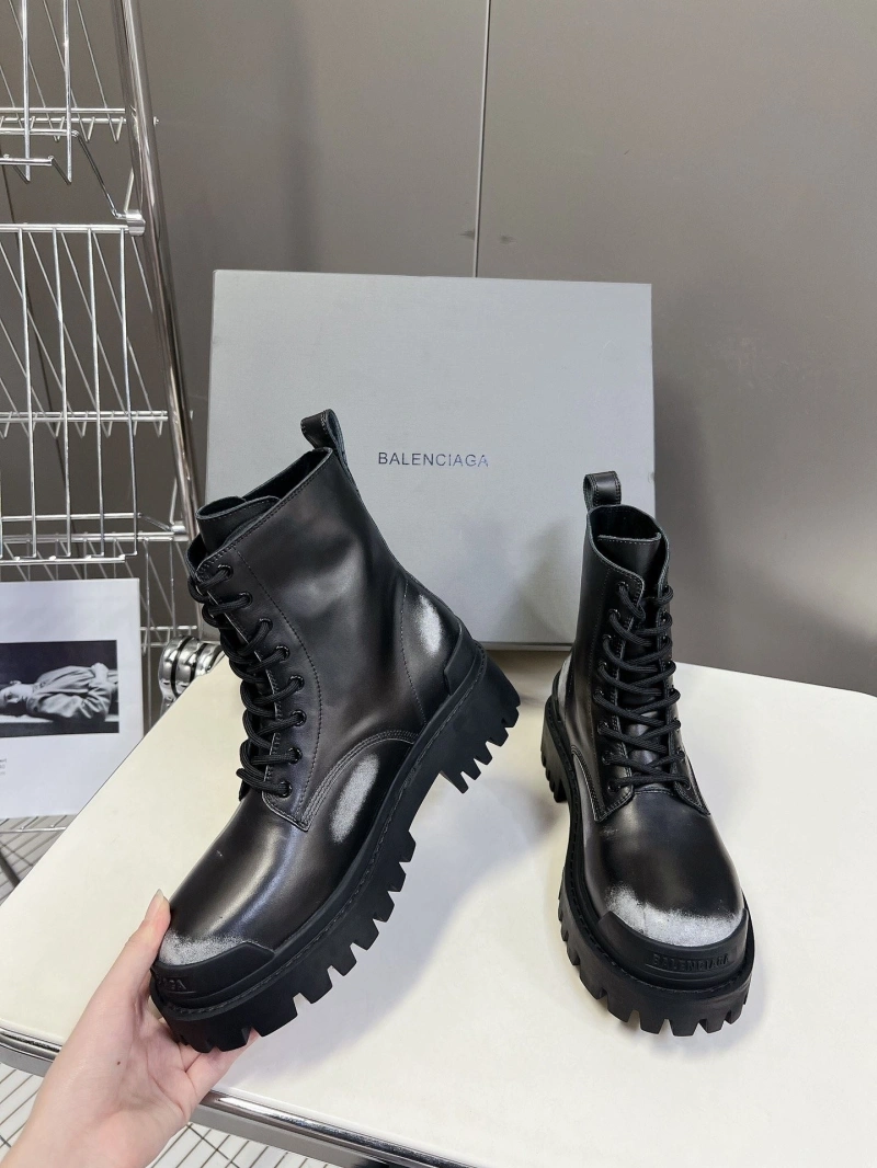Bxlxnciaga Boots Compact 109723