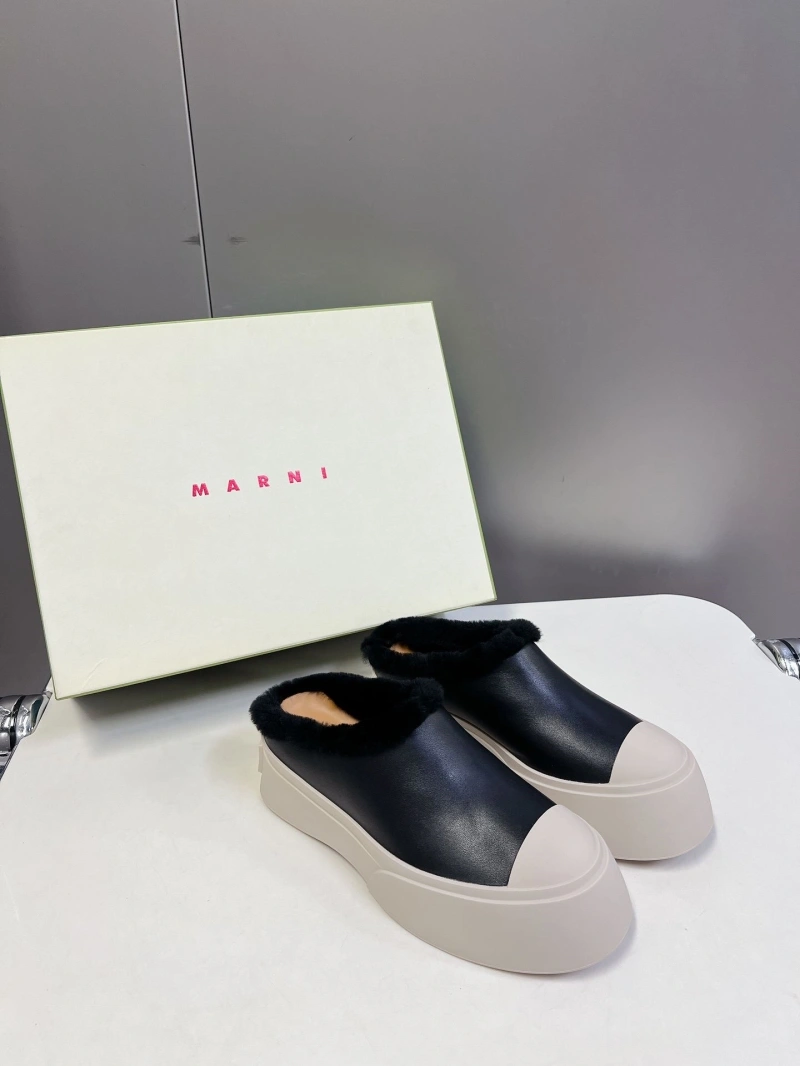 Othxr Slippers Trendy 214923
