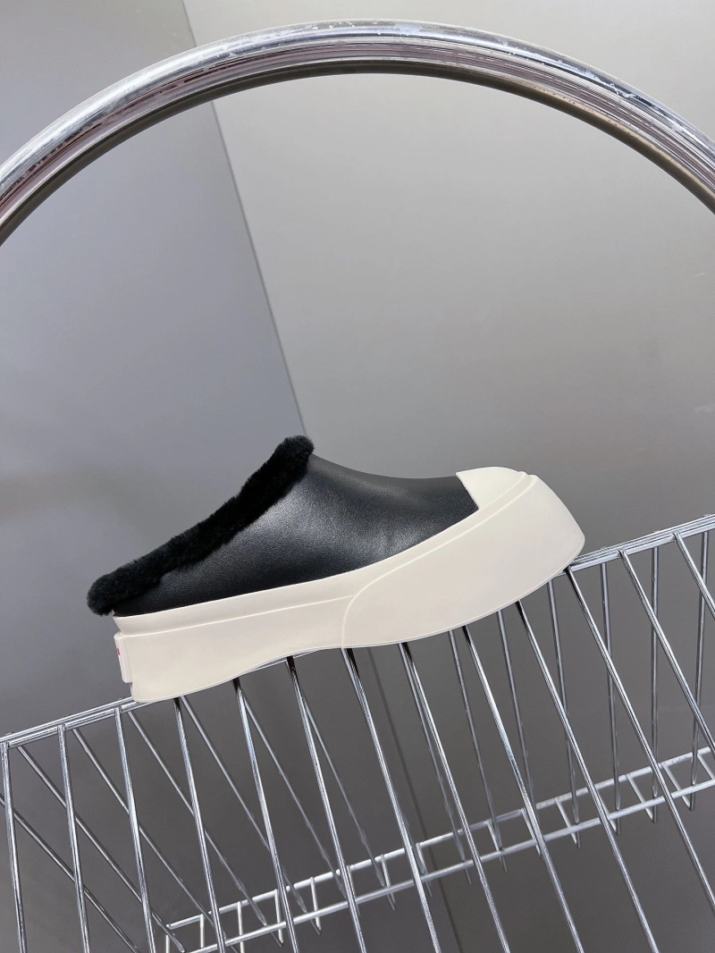 Othxr Slippers Trendy 214923