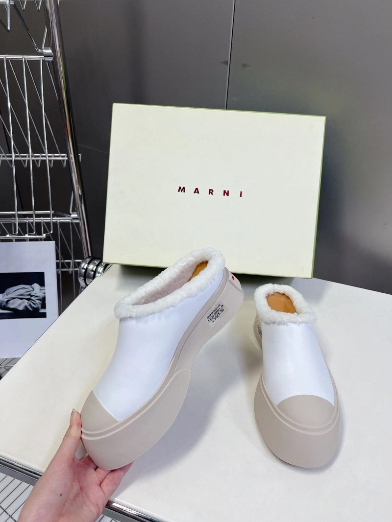 Othxr Slippers EyeCatching 214930