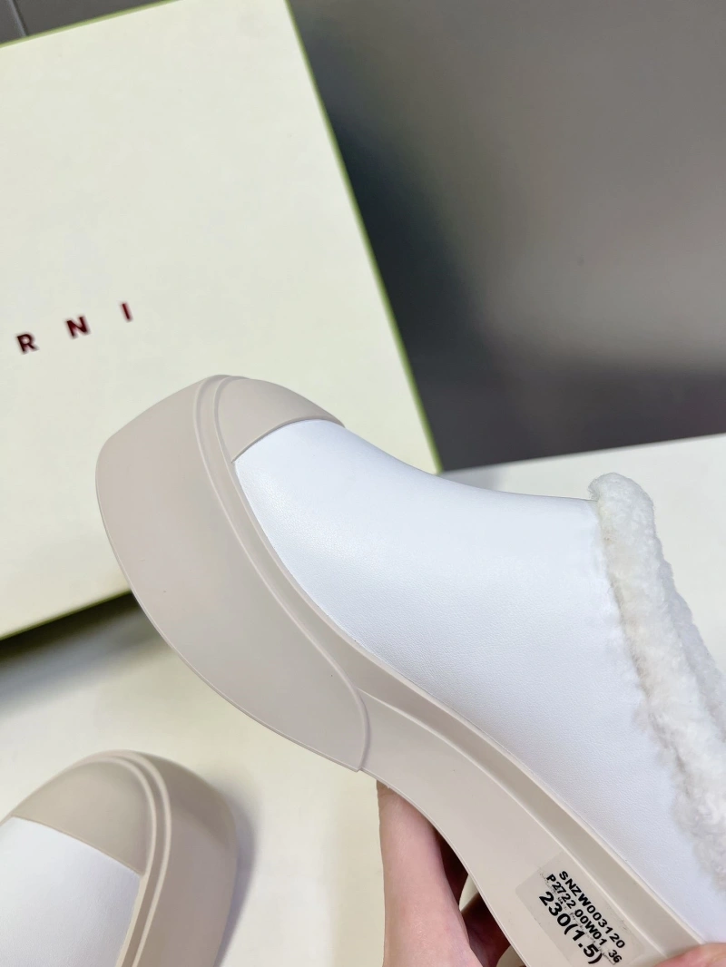 Othxr Slippers EyeCatching 214930