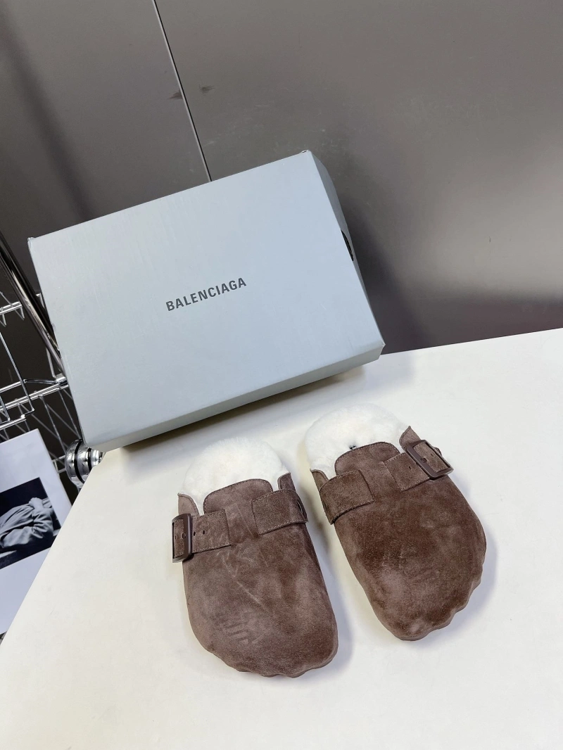 Resilient Bxlxnciaga Slippers 109709