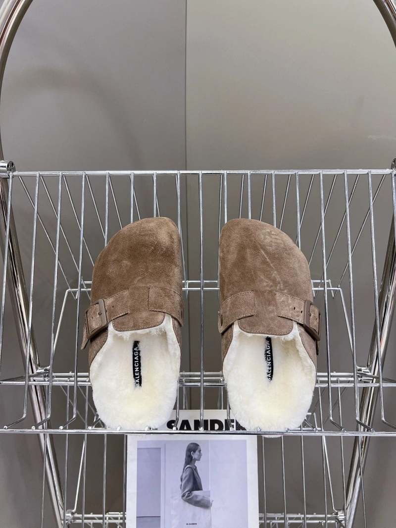 Resilient Bxlxnciaga Slippers 109709