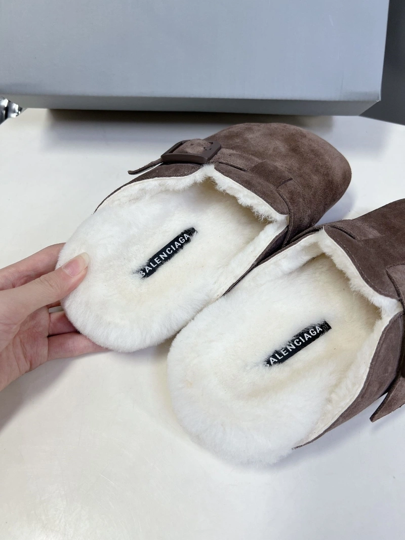 Resilient Bxlxnciaga Slippers 109709