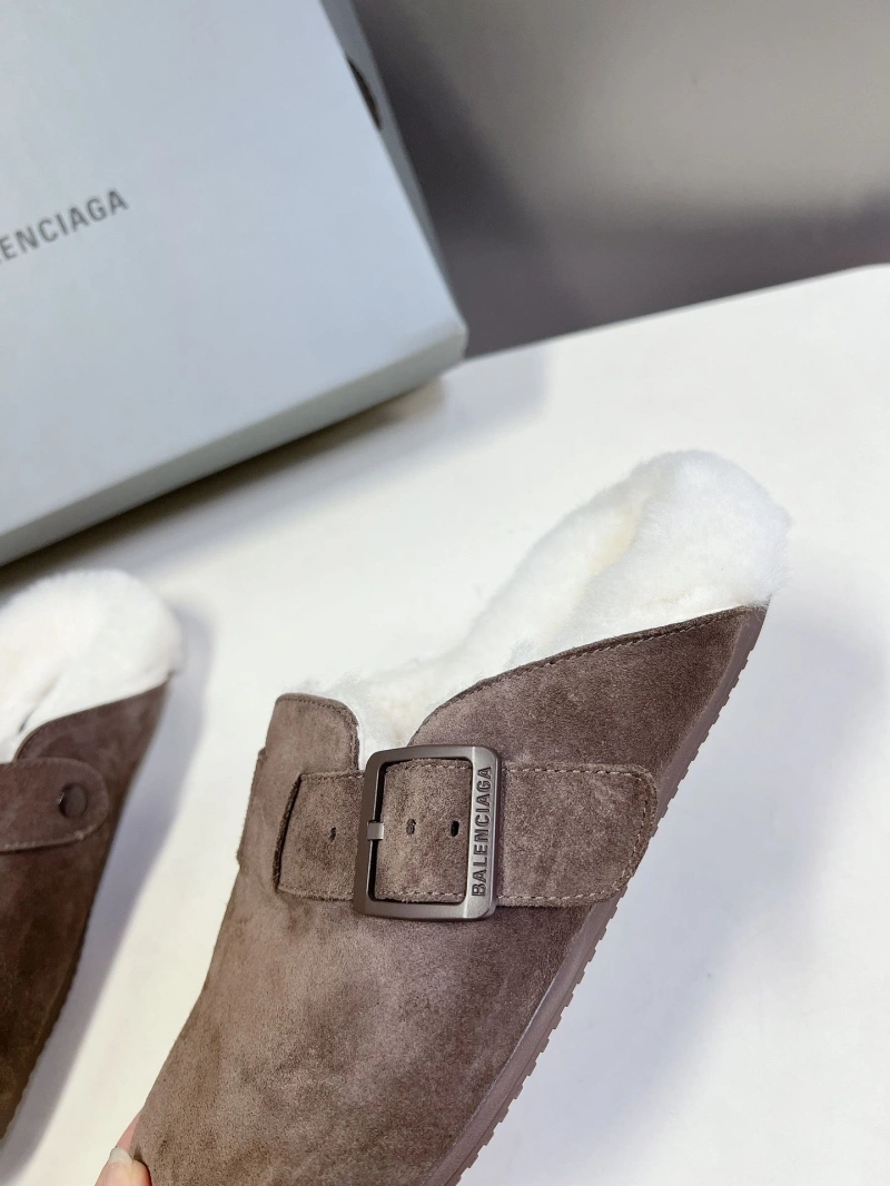 Resilient Bxlxnciaga Slippers 109709