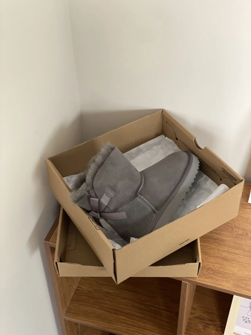 HighQuality UGX Boots 228435