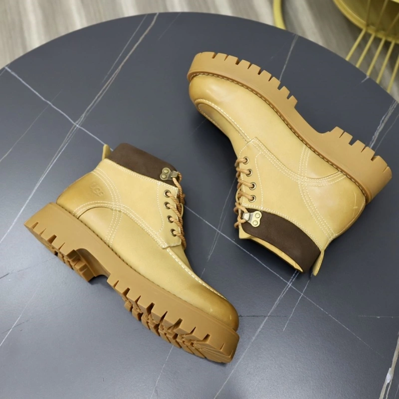UGX Boots Compact 228417