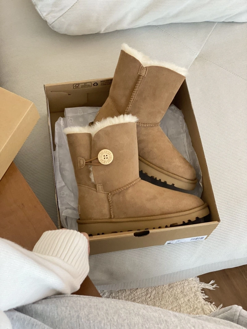UGX Boots BestValue 228410