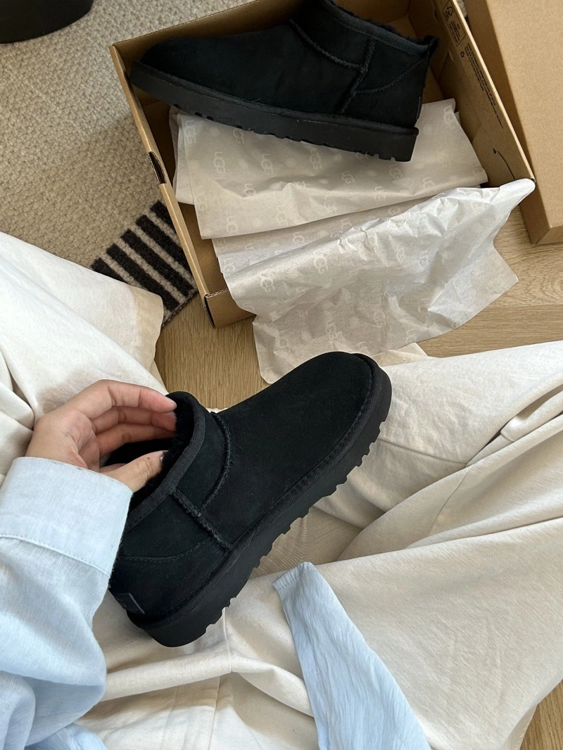 Comfortable UGX Boots 228396