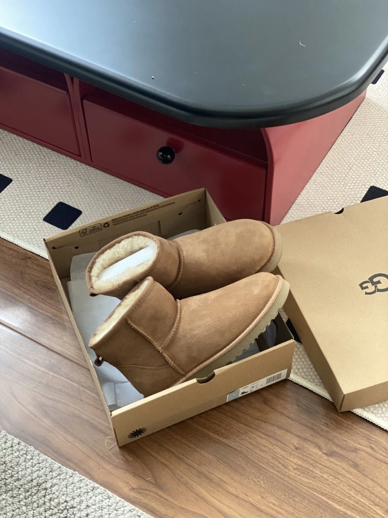 Classic UGX Boots 228387