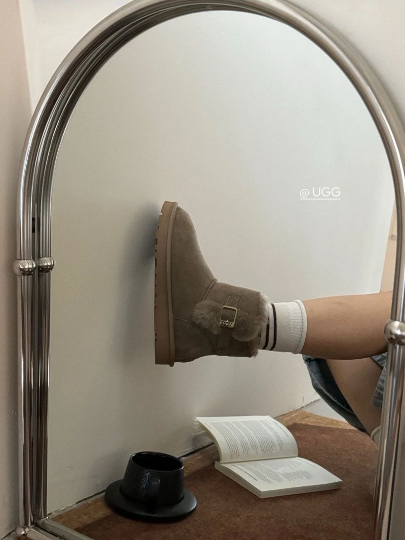 Efficient UGX Boots 228390