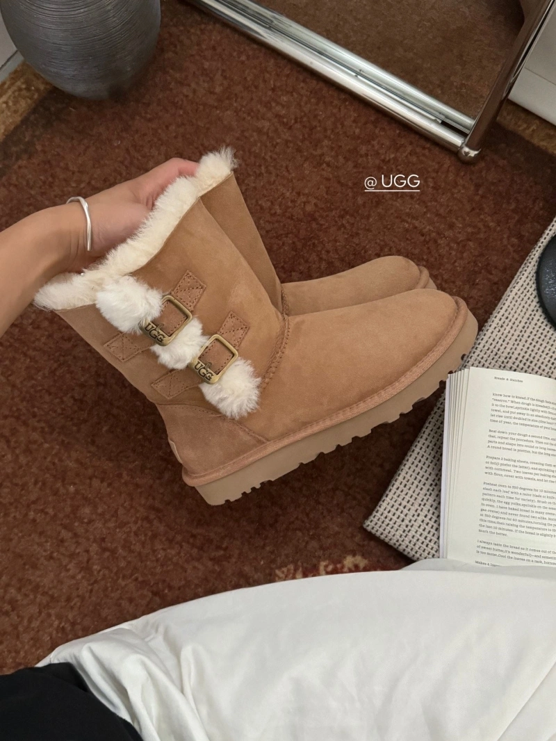 Sophisticated UGX Boots 228384