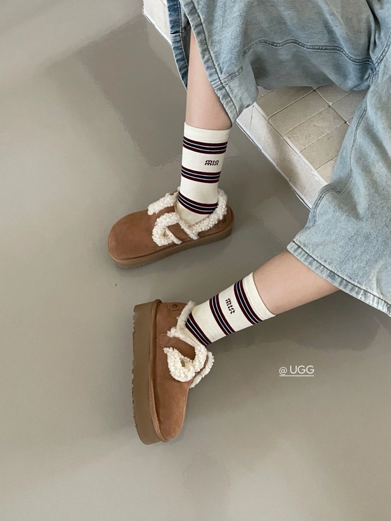 Comfortable UGX Boots 228377