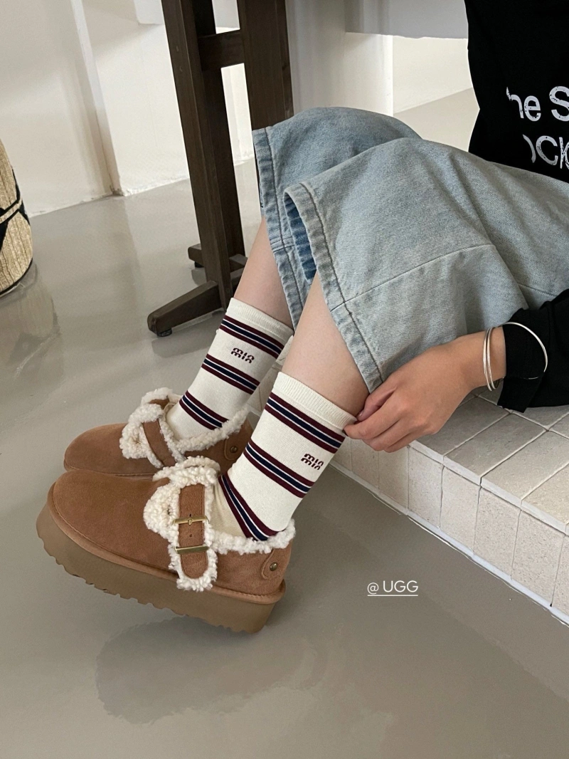 Comfortable UGX Boots 228377