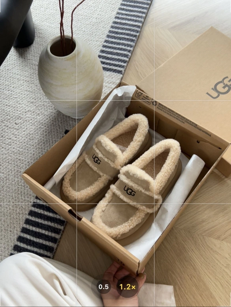 Durable Chxnxl Sneakers 125953